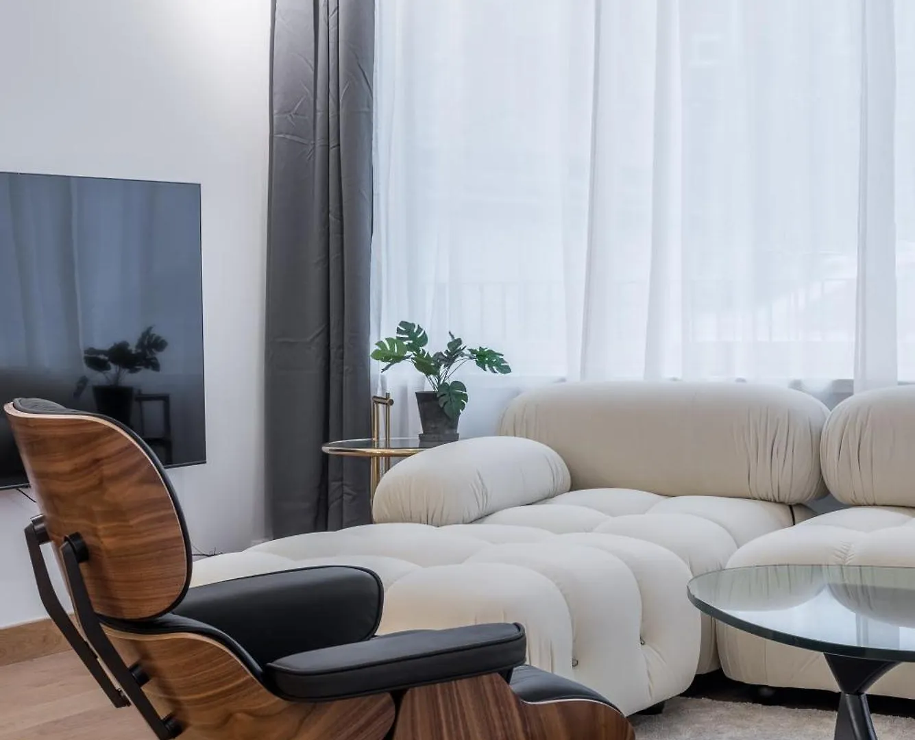 Scandinavian Design Townhouse With Private Sauna location